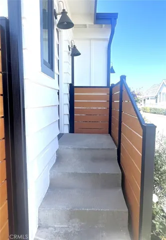108 Yorktown, Newport Beach, California 92660