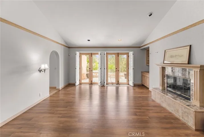 5939 Oakhill Drive, Santa Maria, California 93455