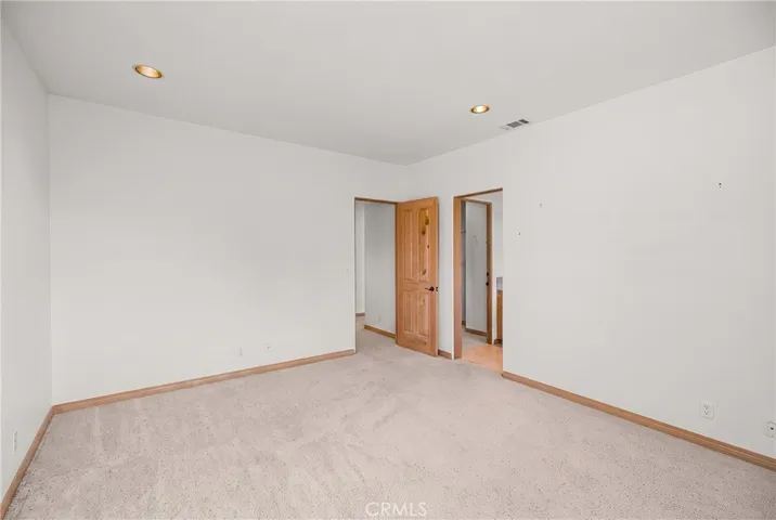 5939 Oakhill Drive, Santa Maria, California 93455