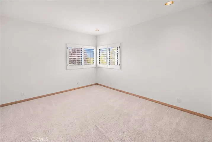 5939 Oakhill Drive, Santa Maria, California 93455