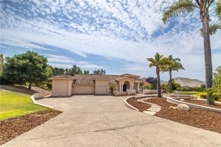 5939 Oakhill Drive, Santa Maria, California 93455