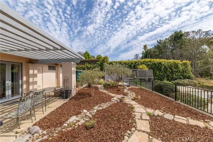 5939 Oakhill Drive, Santa Maria, California 93455