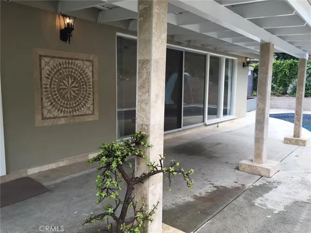 27143 Pembina Road, Rancho Palos Verdes, California 90275
