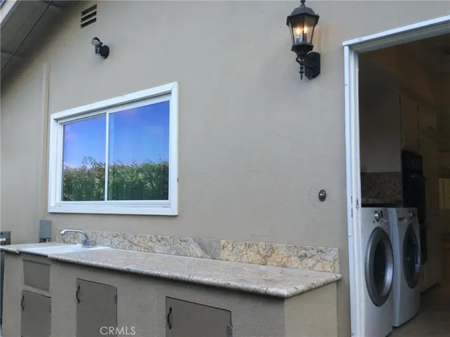 27143 Pembina Road, Rancho Palos Verdes, California 90275