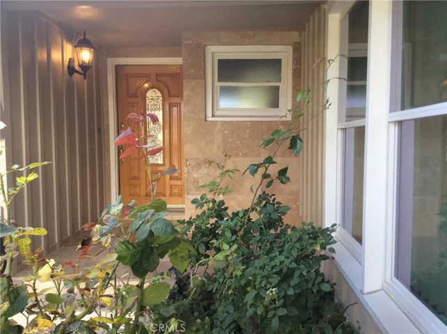 27143 Pembina Road, Rancho Palos Verdes, California 90275
