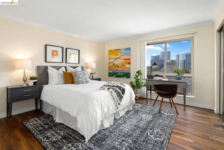 77 Fairmount Avenue 302, Oakland, California 94611