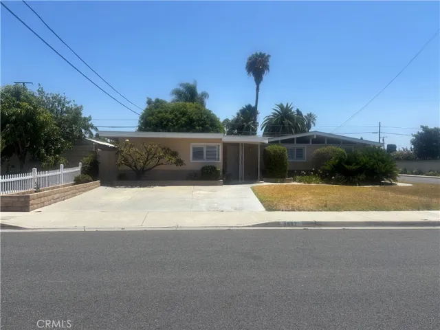 9582 Rosebay, Anaheim, California 92804