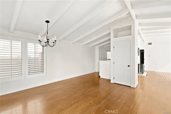600 Poinsettia Avenue, Corona Del Mar, California 92625