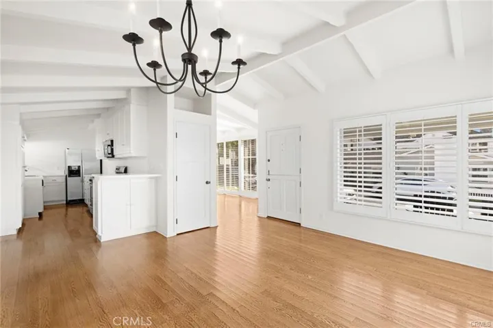 600 Poinsettia Avenue, Corona Del Mar, California 92625
