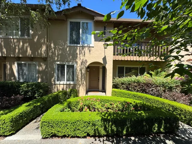 1323 Hoover Street, Menlo Park, California 94025