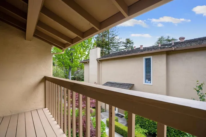 1323 Hoover Street, Menlo Park, California 94025