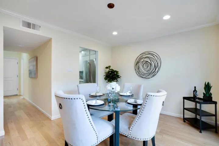 1323 Hoover Street, Menlo Park, California 94025