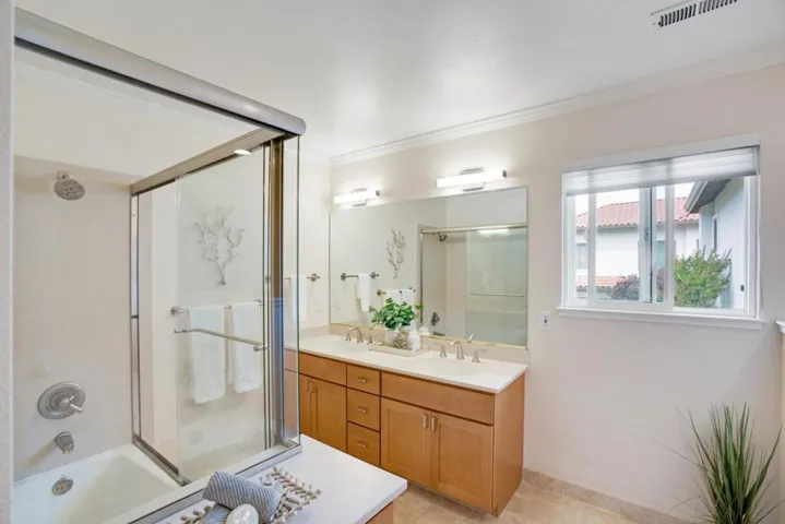 1323 Hoover Street, Menlo Park, California 94025