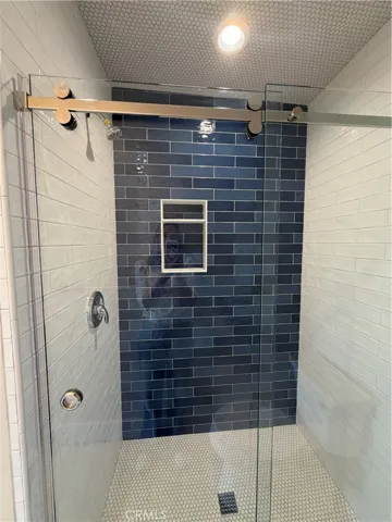 Master shower