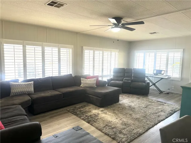 3500 Buchanan Street 70, Riverside, California 92503