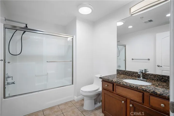 2nd Bathroom