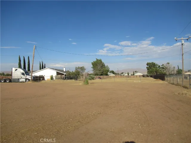 20035 Symeron, Apple Valley, California 92307