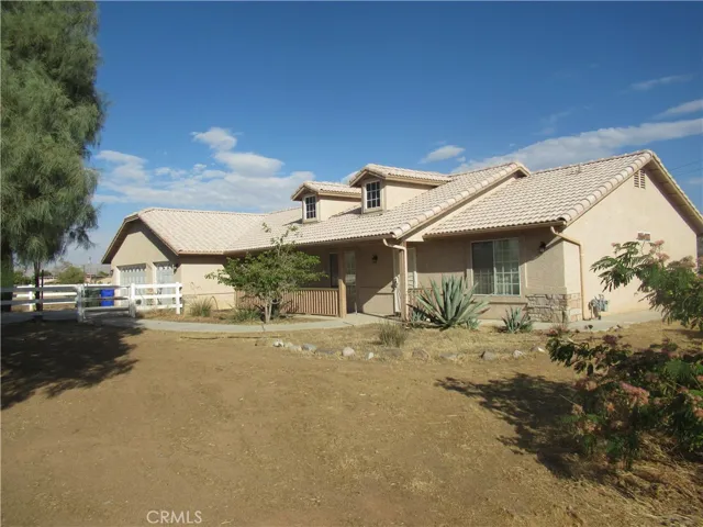 20035 Symeron, Apple Valley, California 92307
