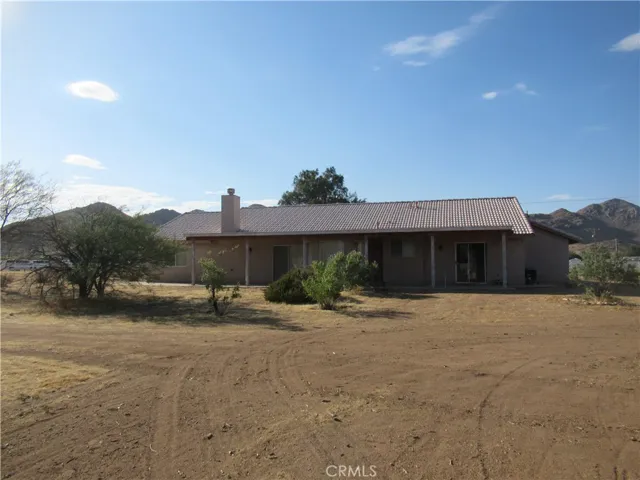 20035 Symeron, Apple Valley, California 92307