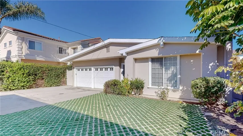 2213 Bataan Road B, Redondo Beach, California 90278