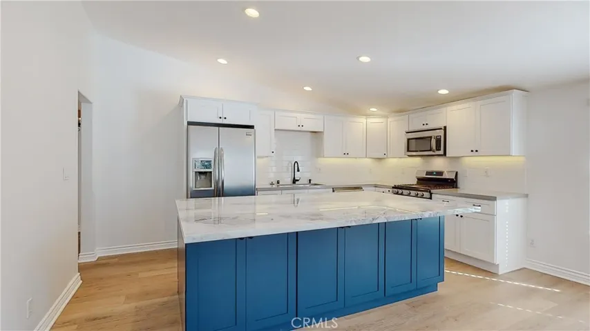 2213 Bataan Road B, Redondo Beach, California 90278