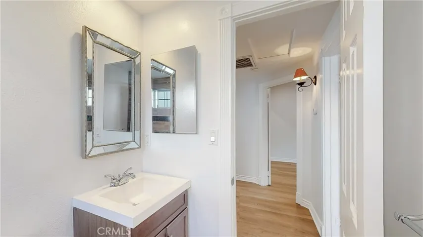 2213 Bataan Road B, Redondo Beach, California 90278