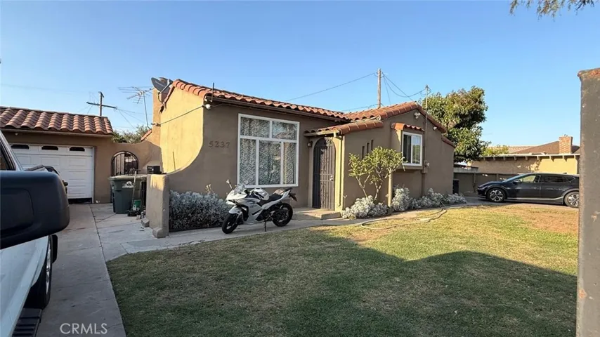 5237 Duncan, South Gate, California 90280