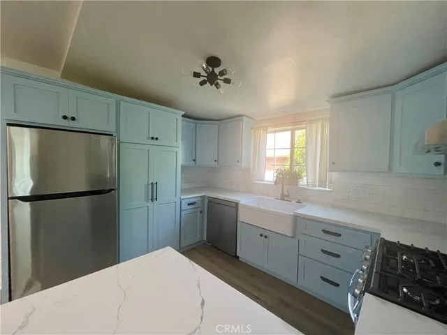 1570 Locust Street, Pasadena, California 91106