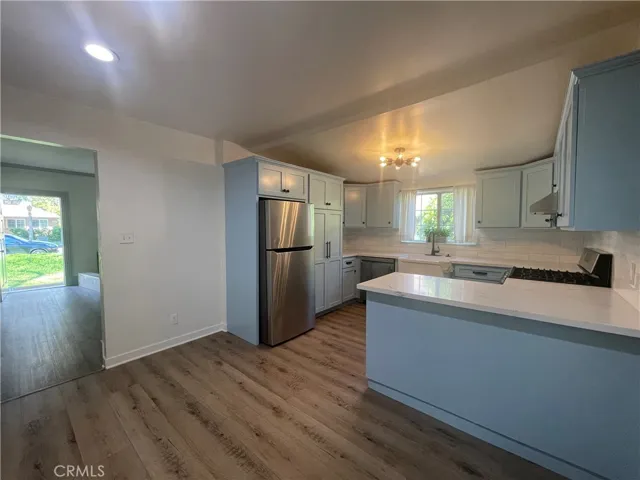 1570 Locust Street, Pasadena, California 91106