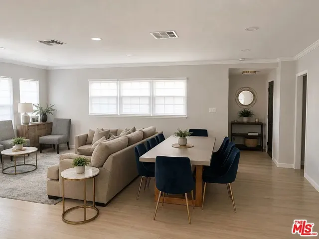 7718 Independence Avenue, Los Angeles, California 91304