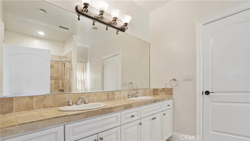 5128 Avenida Hacienda, Tarzana, California 91356