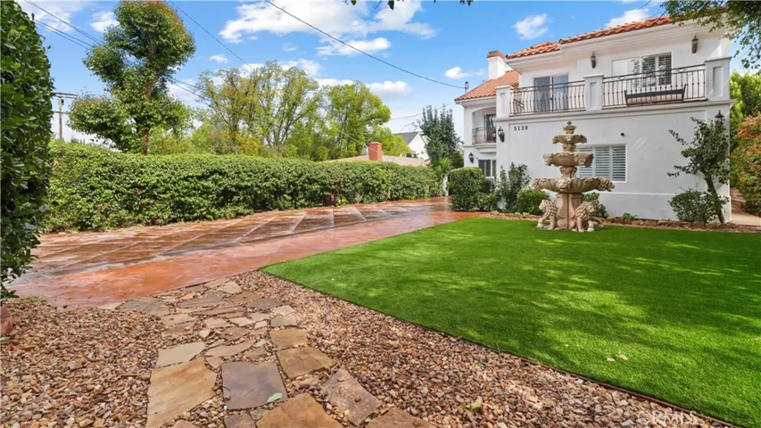 5128 Avenida Hacienda, Tarzana, California 91356