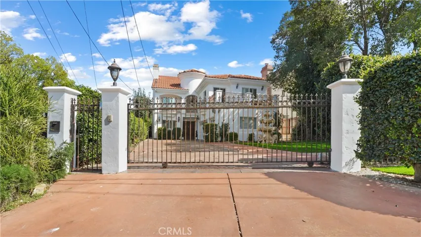 5128 Avenida Hacienda, Tarzana, California 91356