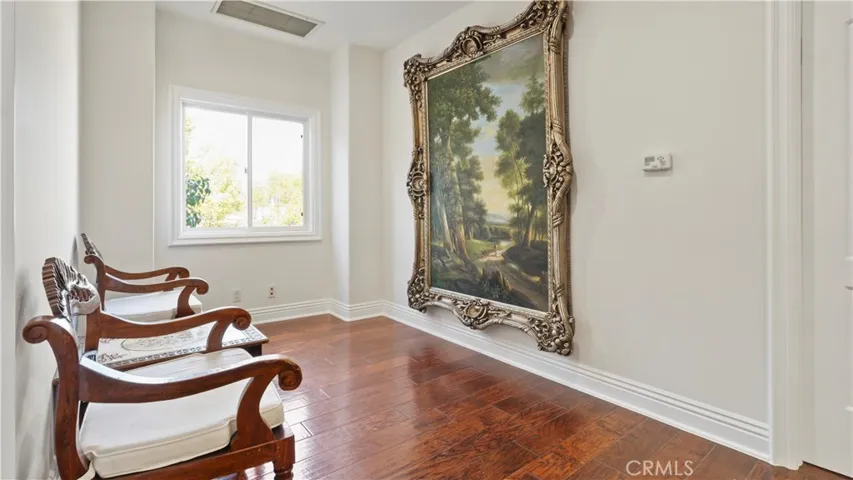 5128 Avenida Hacienda, Tarzana, California 91356