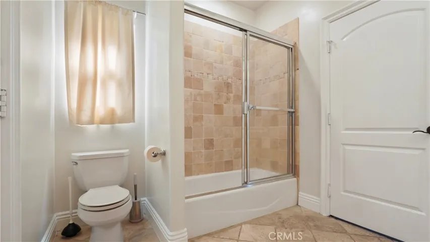 5128 Avenida Hacienda, Tarzana, California 91356