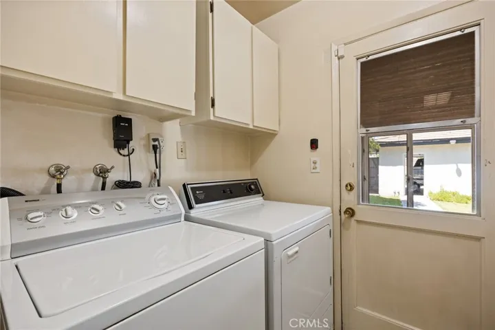 9435 Haskell, North Hills, California 91343