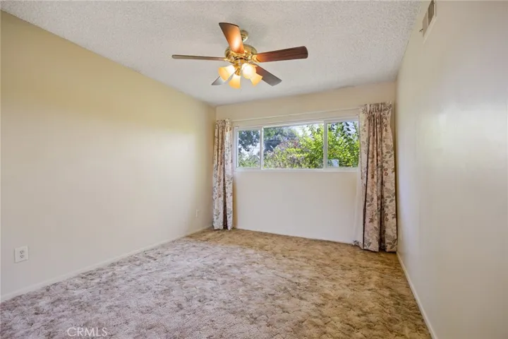 9435 Haskell, North Hills, California 91343