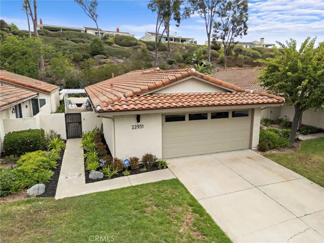 22951 Via Miramar, Laguna Niguel, California 92677
