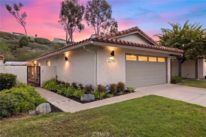 22951 Via Miramar, Laguna Niguel, California 92677