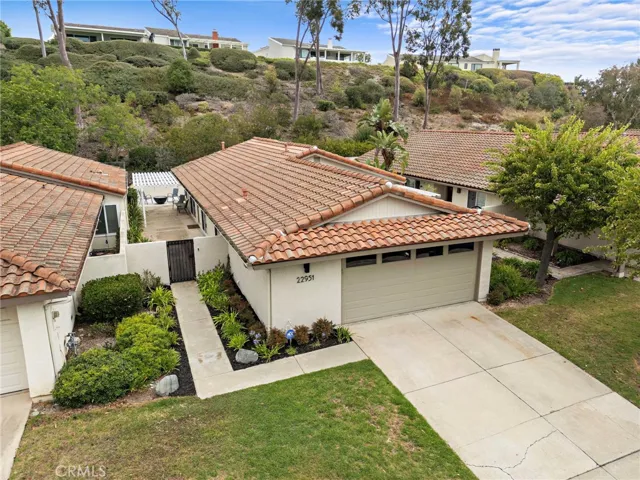 22951 Via Miramar, Laguna Niguel, California 92677