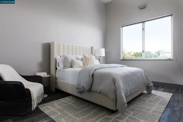13367 Campus Dr, Oakland, California 94619