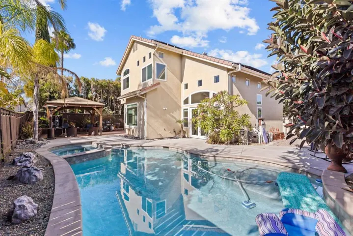 522 Bayona Loop, Chula Vista, California 91910