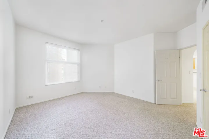 620 S Gramercy Place 327, Los Angeles, California 90005