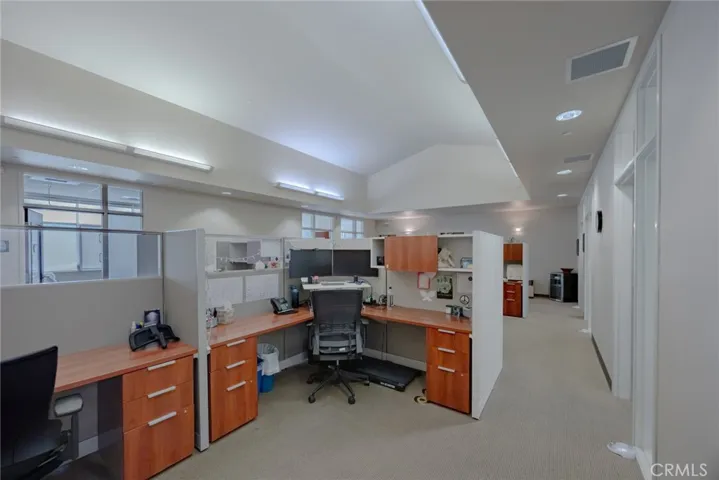 Open work space in Ste B