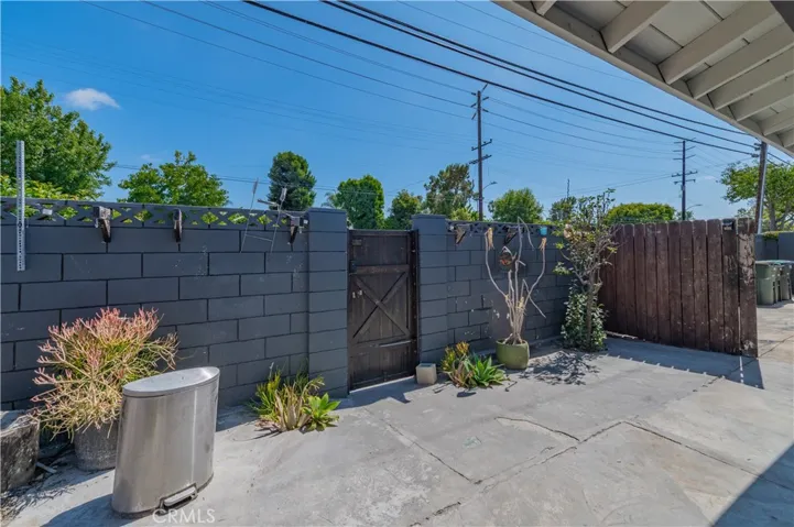 3202 Montana Avenue, Costa Mesa, California 92626