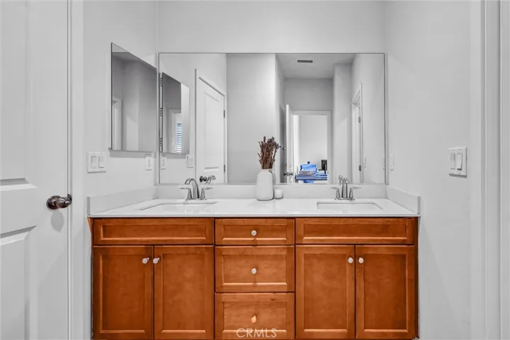 16772 Henry Way, Yorba Linda, California 92886