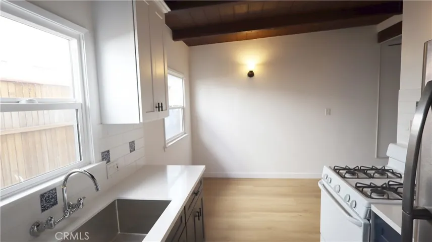 Kitchen facing dining nook