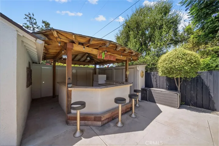 6951 Chisholm, Van Nuys, California 91406