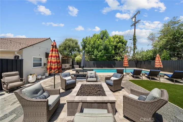 6951 Chisholm, Van Nuys, California 91406