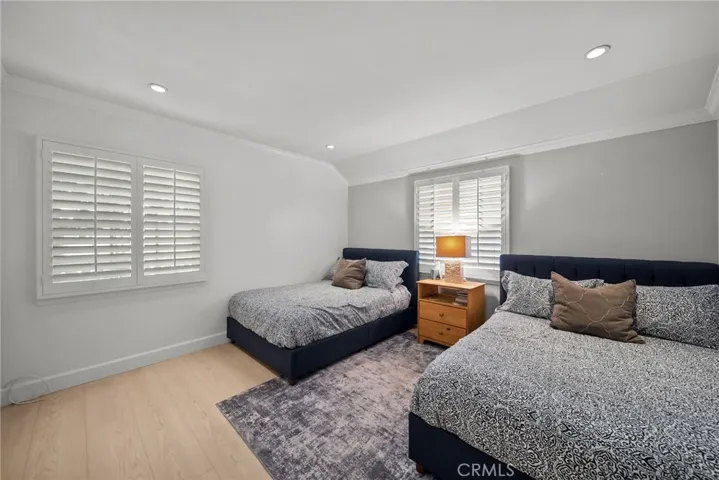 6951 Chisholm, Van Nuys, California 91406